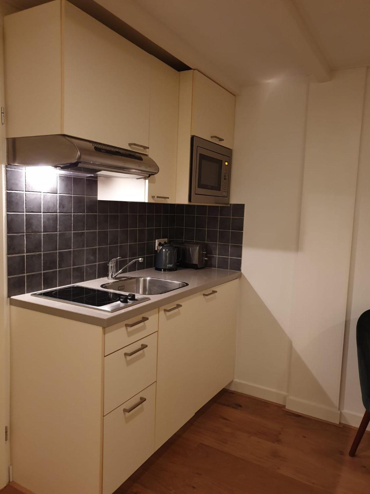 הילברסום Spacious Private Guest House מראה חיצוני תמונה
